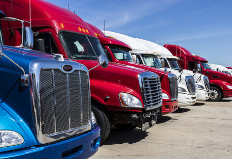 How Freight Factoring Services Improve Cash Flow for Trucking Businesses