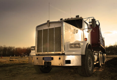 Trucking Tips: How to Get Paid Faster for Freight Deliveries