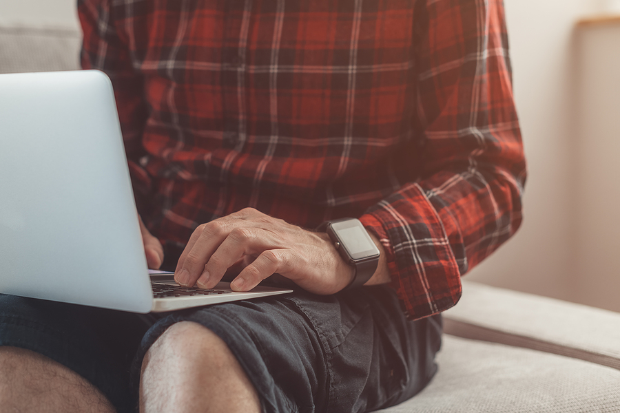 Accounts Receivable Factoring vs. Invoice Financing: What’s the Difference?